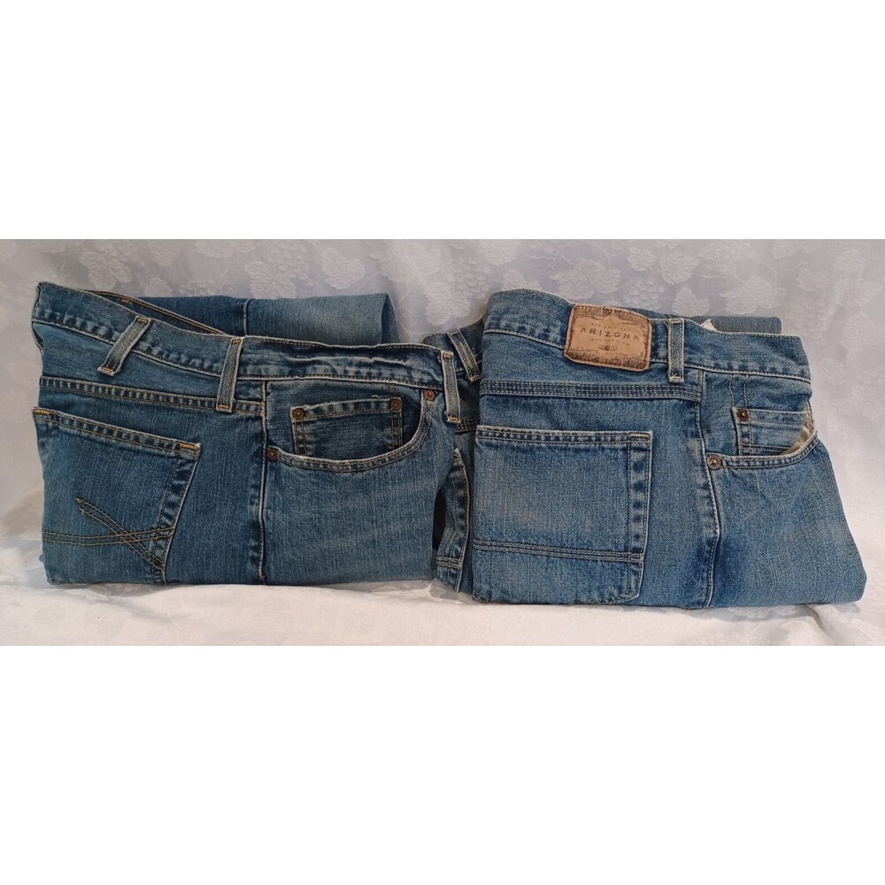 TWO (2) PAIRS OF MEN'S JEANS 40X32 ARIZONA JEAN CO. & ROEBUCK AND CO.